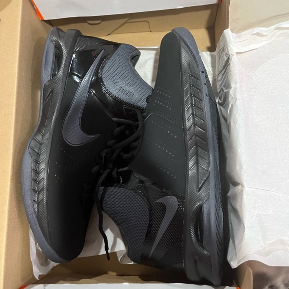 NIKE AIR VISI PRO VI NBK
BLACK/ANTHRACITE - Picture 2 of 3